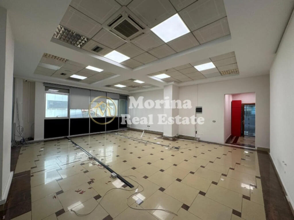 qera ambjent biznesi, 80 m2, Qender, 800 euro neto.