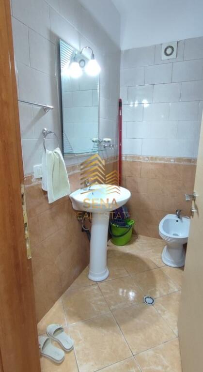 Rent, Apartment 1+1, 21 Dhjetori, 500 Euro/month