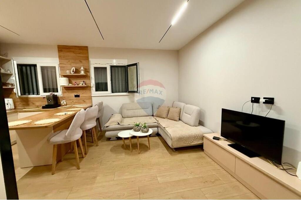 2+1 APARTMENT FOR SALE, DIBRËS STREET