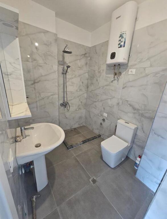 2+1+2 apartment for rent at Casa Italia (450 Euro)