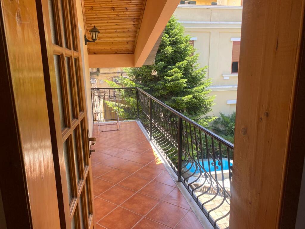 In affitto, Appartamento 2+1 "Rruga e Dibrës", Tirana.