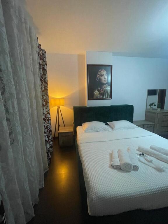 Shitet Apartament Astir
