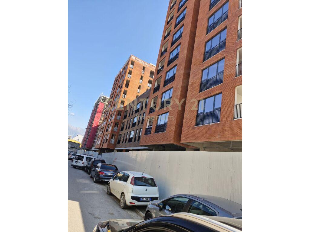 🏢 APARTAMENT 2+1+2 PËR SHITJE | RRUGA SIRI KODRA – TIRANË