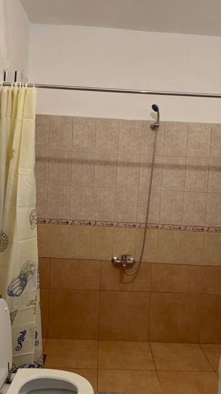 Shitet Apartament 2+1–Vetëm 200 metra nga plazhi