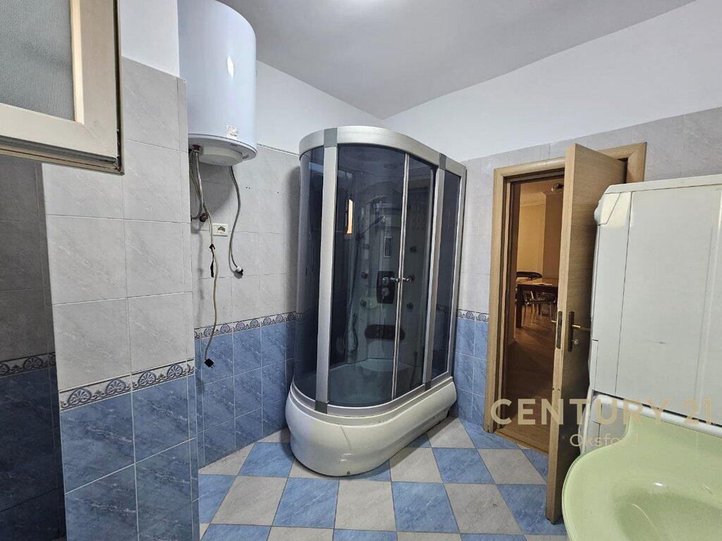 APPARTAMENTO 2+1 IN VENDITA VICINO AL 21 DHJETORI