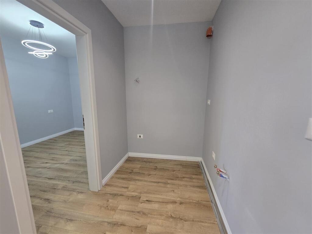 SUPER APARTMENT FOR SALE ON 5 MAJI STREET, TIRANA