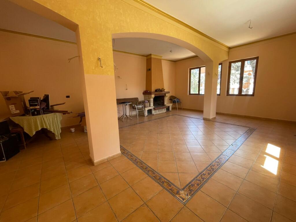 Zyre me qera ne Don Bosko (ID BZ2663) Tirane