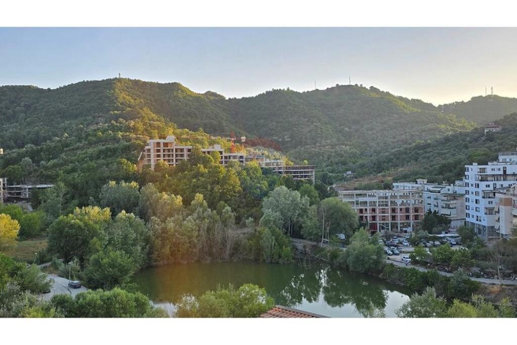 Luxury Penthouse for Sale at Dry Lake!
