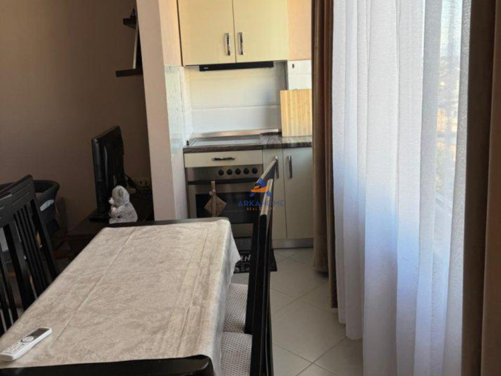 APPARTAMENTO IN AFFITTO 1+1 "VIA SIRI KODRA" 500 EURO.