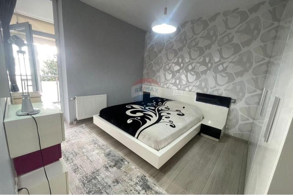 Apartment - For Rent - Kika 2, Commune of Paris, Tirana