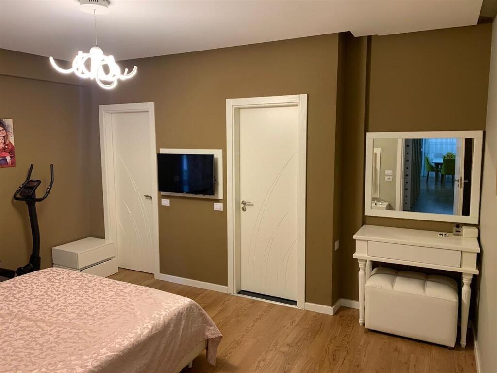 FOR RENT 2+1 COMPLEX CONTACT NEAR 21 DECEMBER 80,000 LEKE