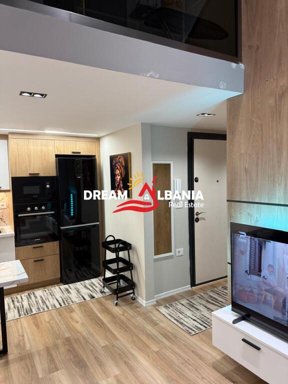 Appartamento Duplex in Affitto in Via Kavaja, vicino al Complesso Golden Park a Tirana (ID 42215326)