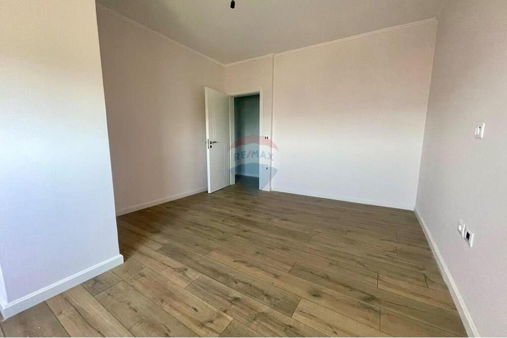 Apartament 2+1 ne Fresk!
