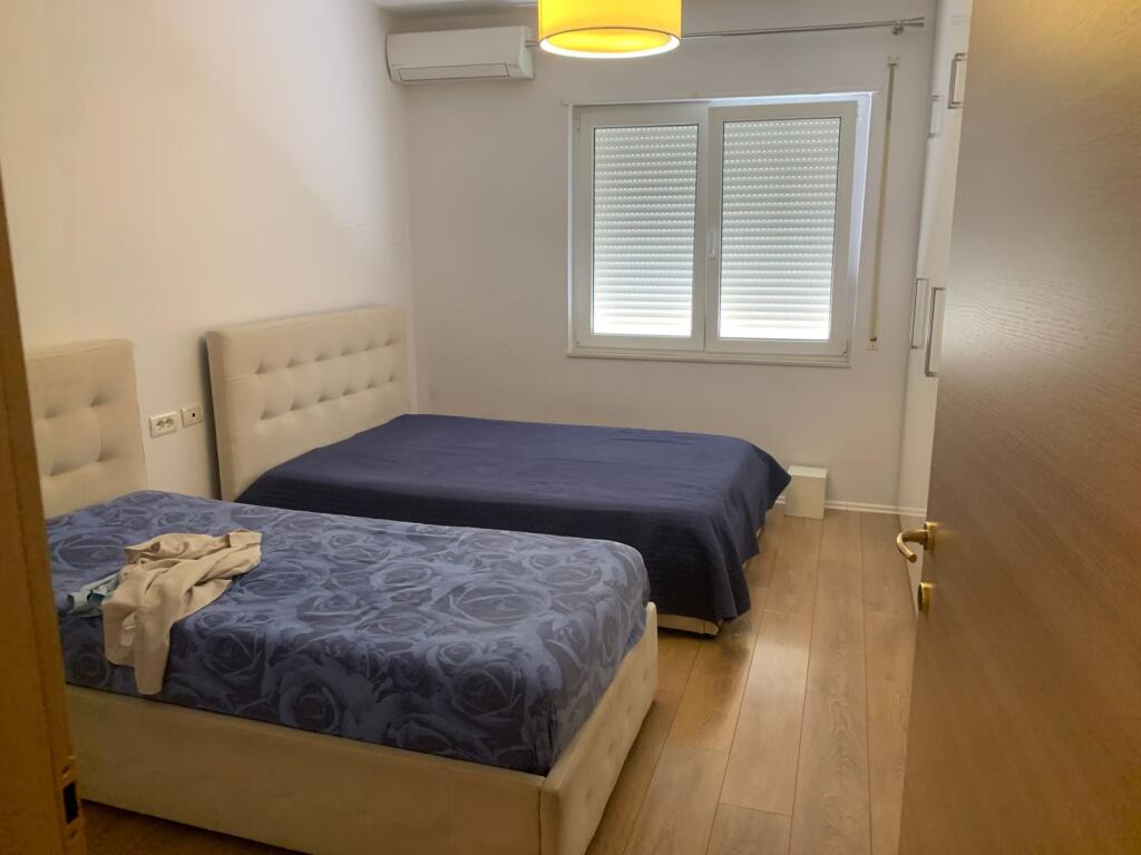 Affittasi 2+1 Ali dem
