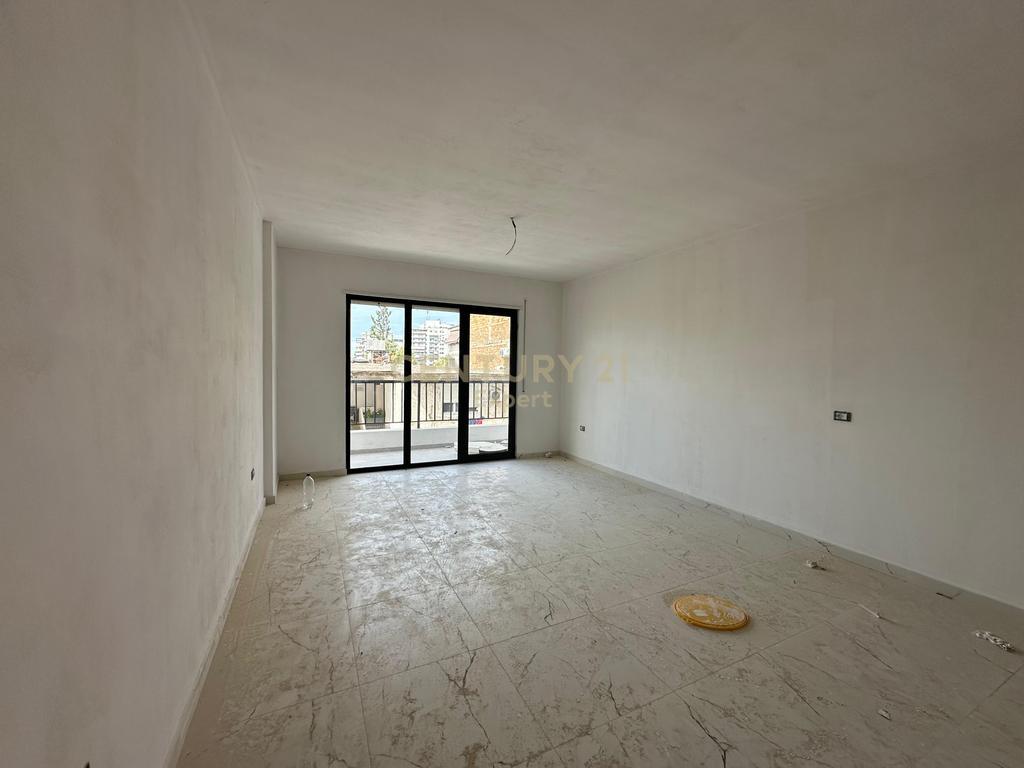 Apartment 3+1+2 for rent opposite the Embassy Block, Durres Street