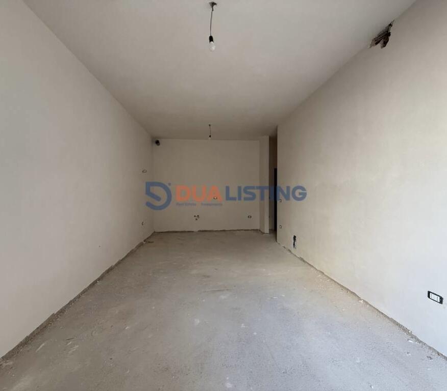 Apartament 2+1 për Shitje në Kompleksin Aura, Laprakë ! Cmim Okazion 1480€/m2
