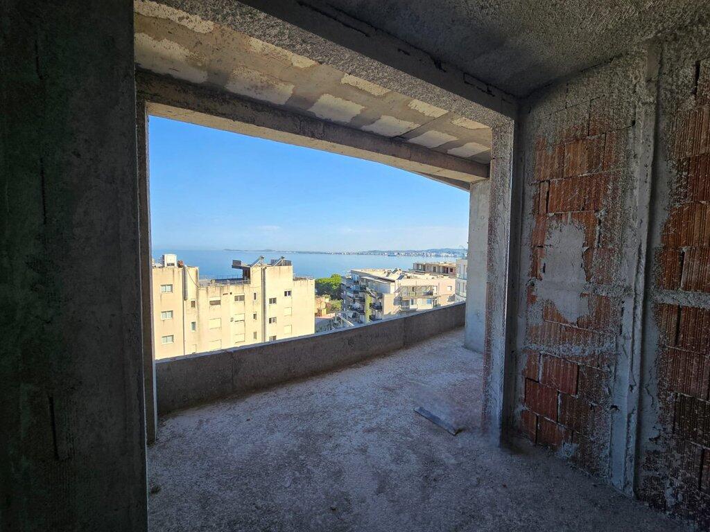 OCCASIONE! VISTA MARE, APPARTAMENTO 1+1 IN VENDITA VICINO A UJI FTOHTE VLORE !