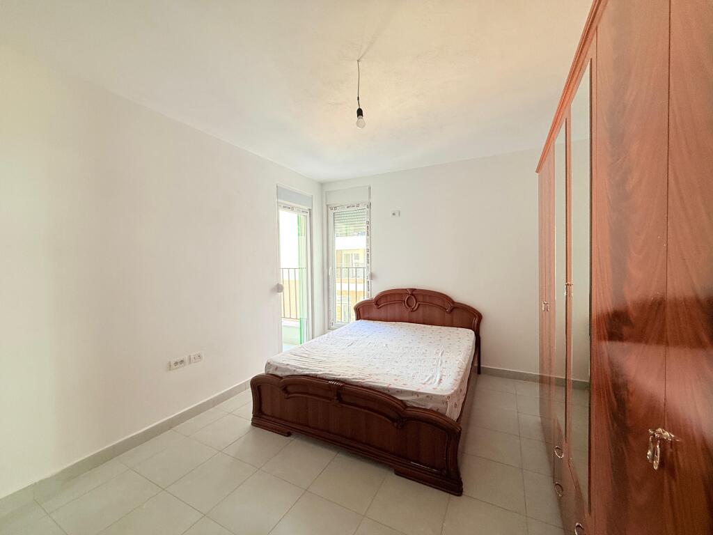 Apartament 1+1 me qira – 5 Maji, Tiranë