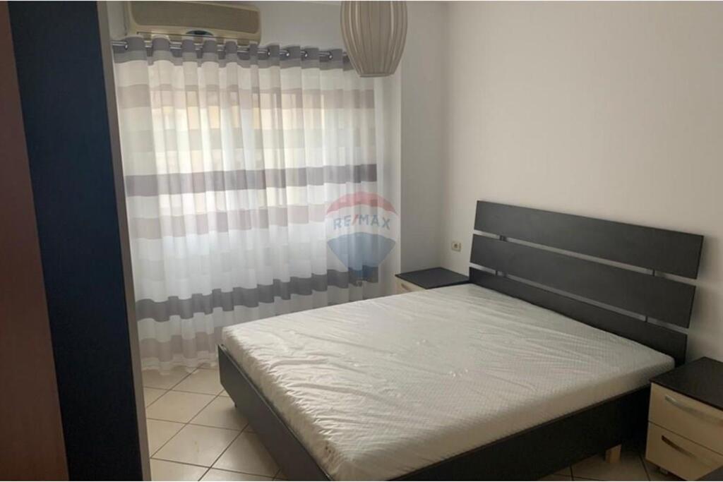 Apartament 2+1 per qira Komuna e Parisit !