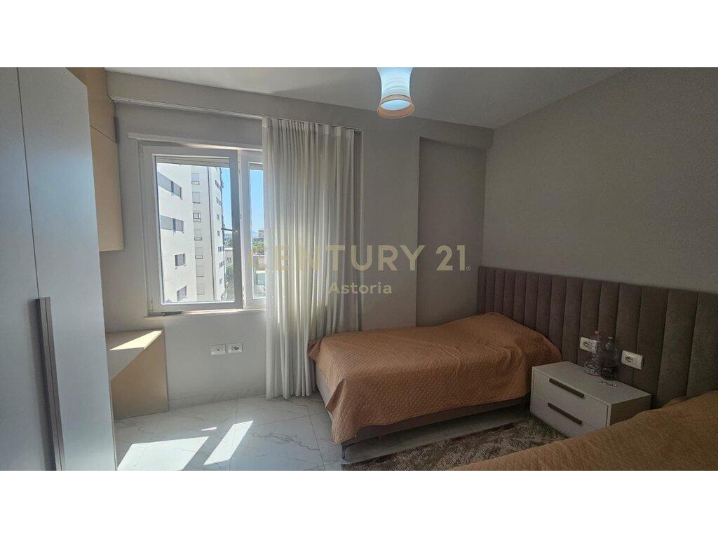 Apartment 2+1+2 for rent in Kinostudio