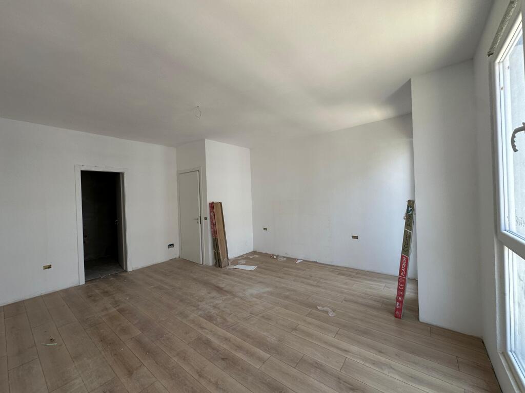Appartamento 2+1 in vendita a Univers City per soli 800 euro/m².