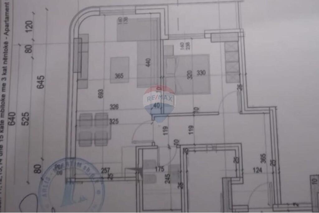 APARTMENT 1+1 CLEARING AT CORNER RESIDENCE!