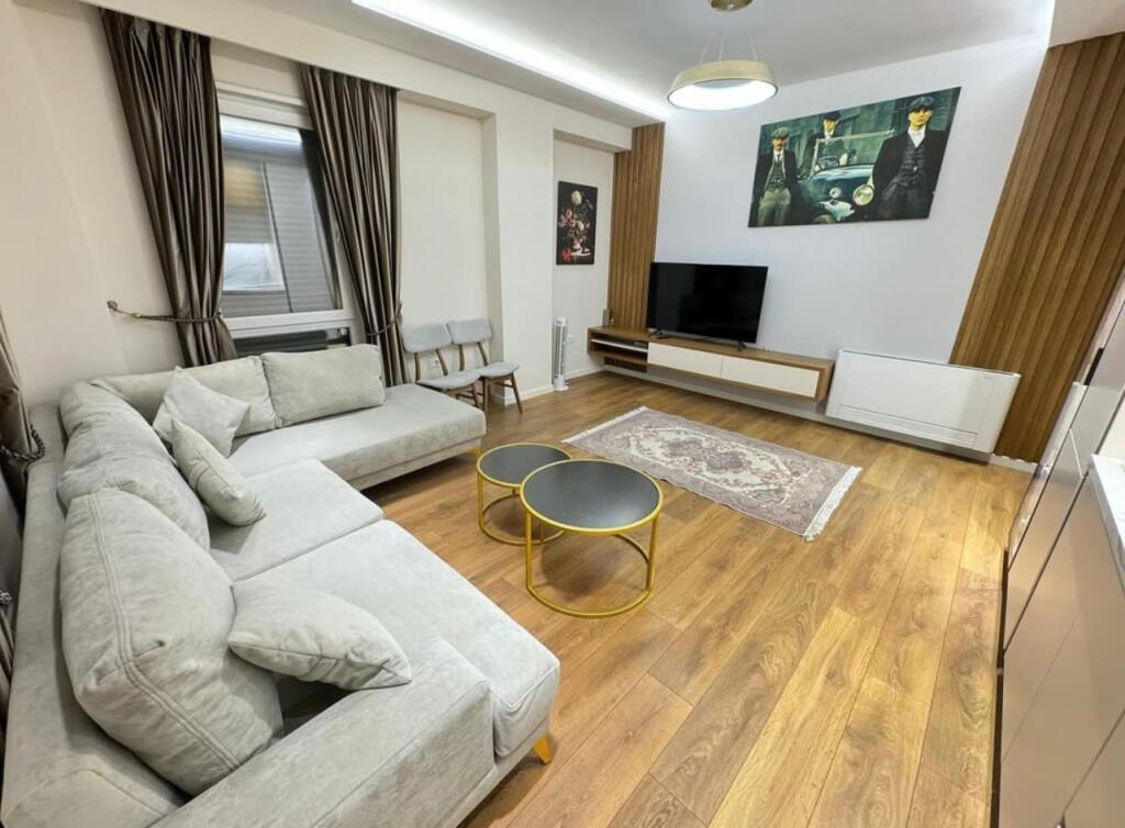 📢 Apartment 2+1 for Rent, Center of Tirana