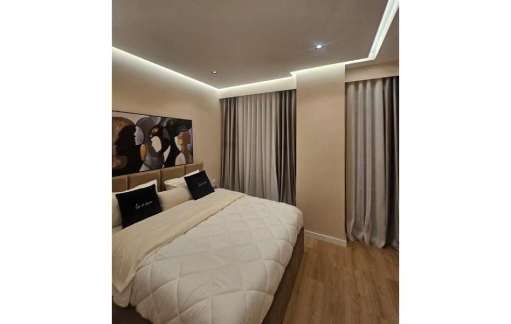 FOR SALE, APARTMENT 2+1, PAZARI I RI, TIRANA, TT 2171