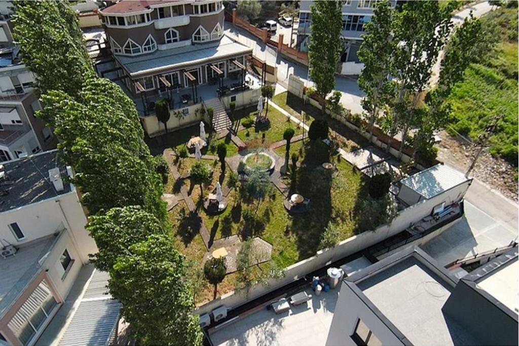 Mjull Bathore, business building for sale, 1,240 m² 1,800,000 € (ID: 530281026-1012)