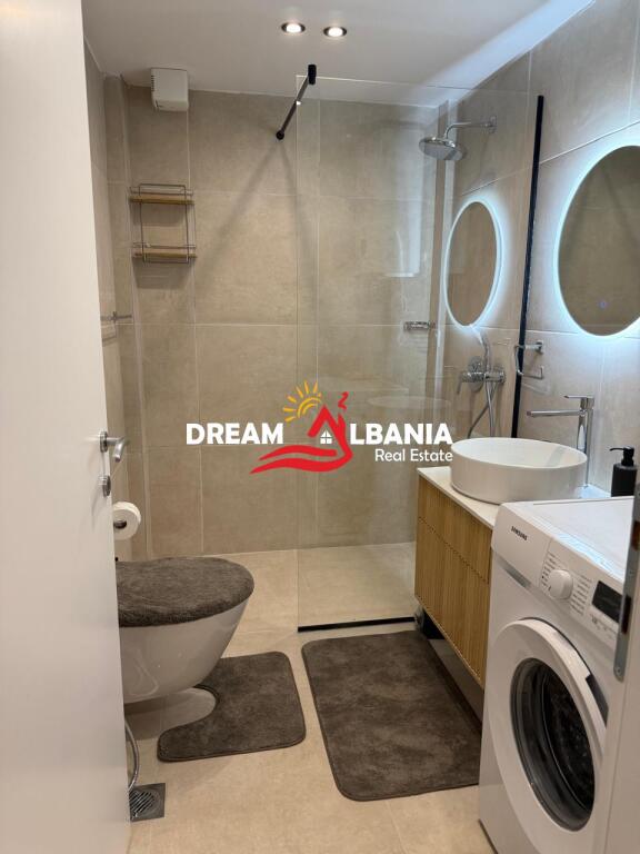 Appartamento Duplex in Affitto in Via Kavaja, vicino al Complesso Golden Park a Tirana (ID 42215326)