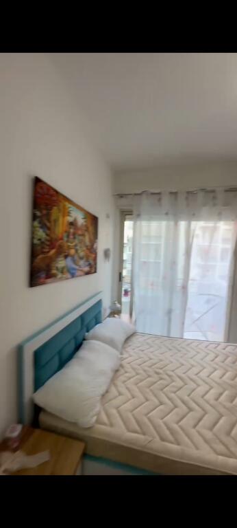 For rent 1+1 apartment at the "Golden Park" complex opposite the "Amerikan 3" hospital