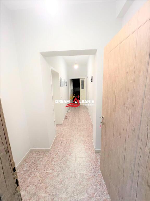Jepet me qera ambient zyre 2+1 ne Myslym Shyri prane Ish Adidasit (ID 4261914)