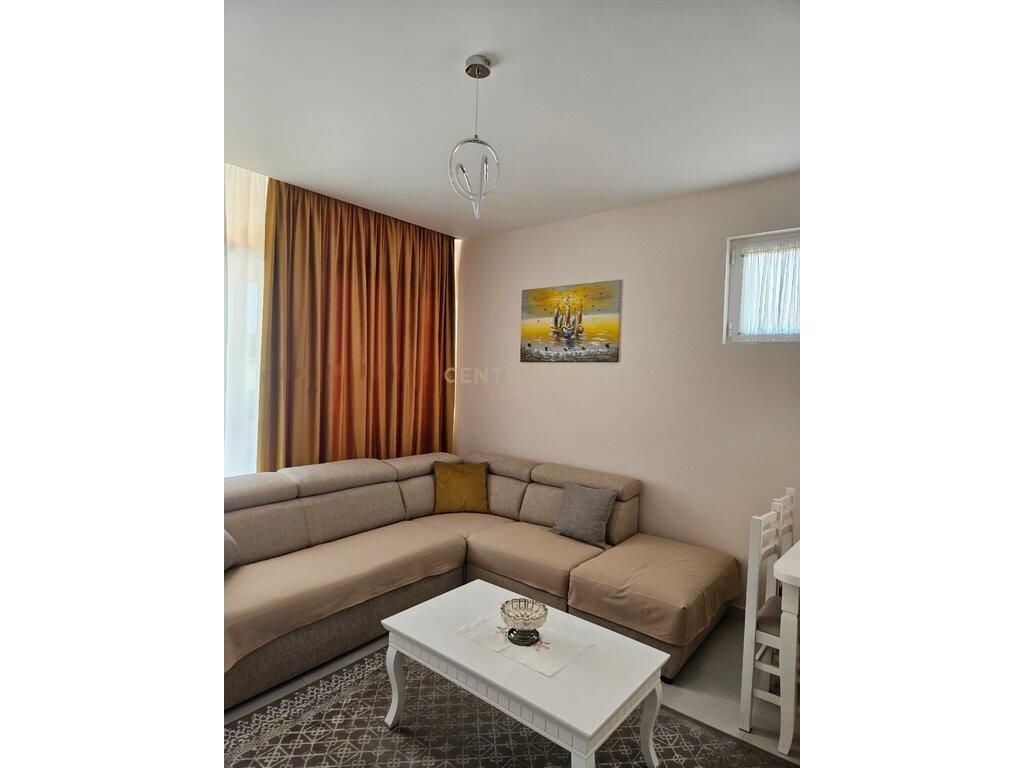 APARTMENT 1+1 FOR RENT NEAR THE POST OFFICE IN DURRES !