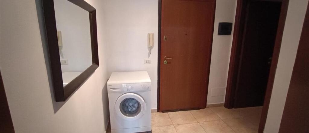 Apartmanet 1+1 me Qera tek 21 Dhjetori