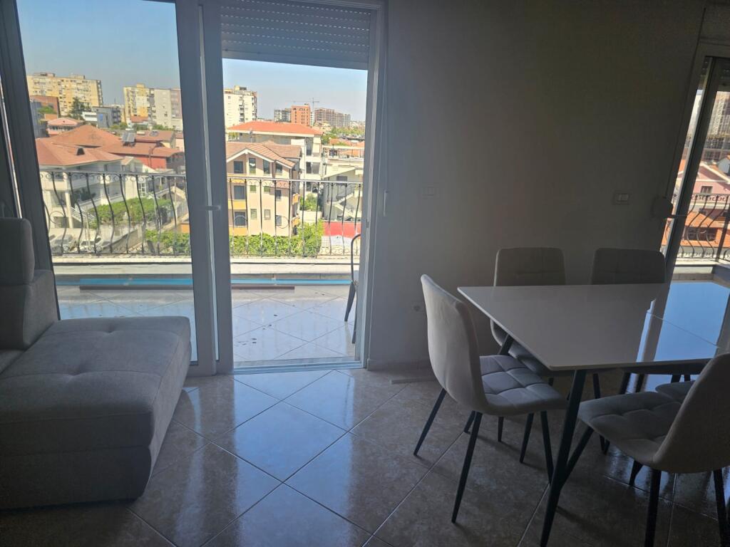 Qera, Hyrje private 2+1,Kodra E Priftit, 500 euro