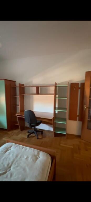🏡 Modern 2+1+2 Apartment for Rent on Rruga e Kavajës, Tirana! 🌇