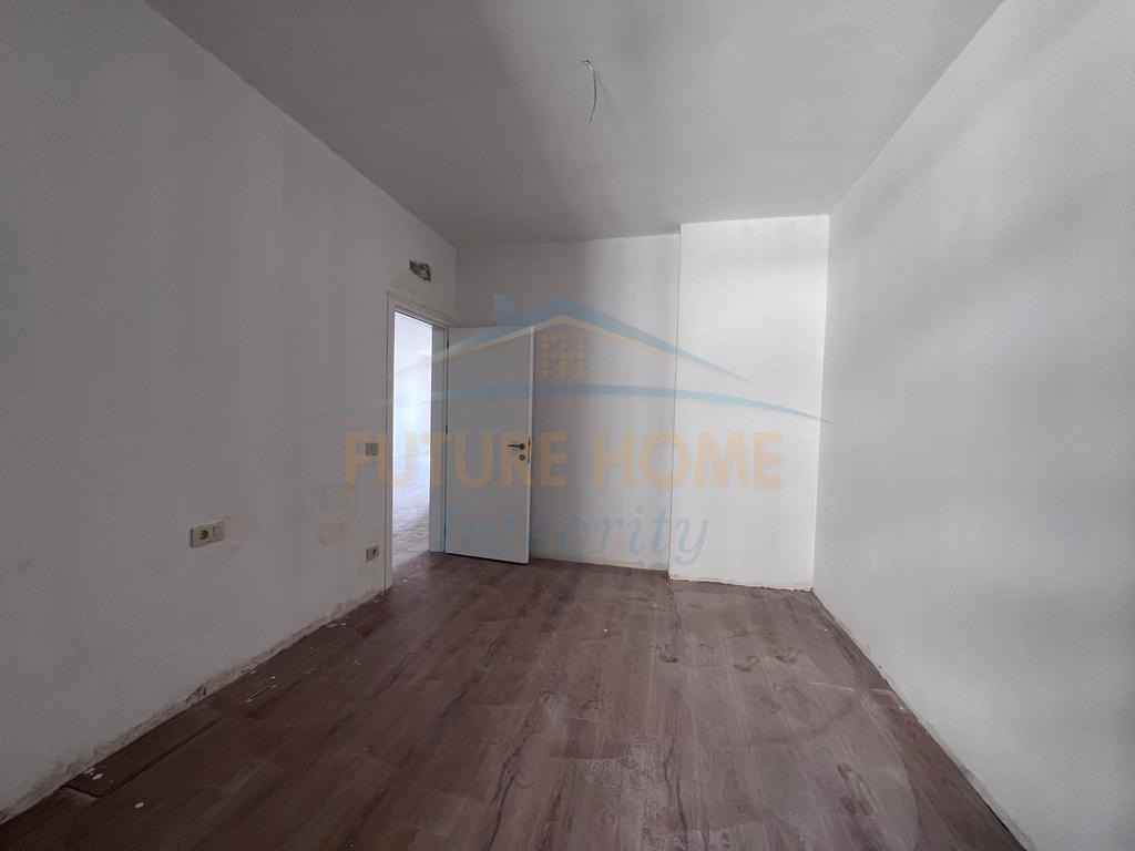 For sale, Apartment 3+1+2, Mine Peza Residence, Tirana.