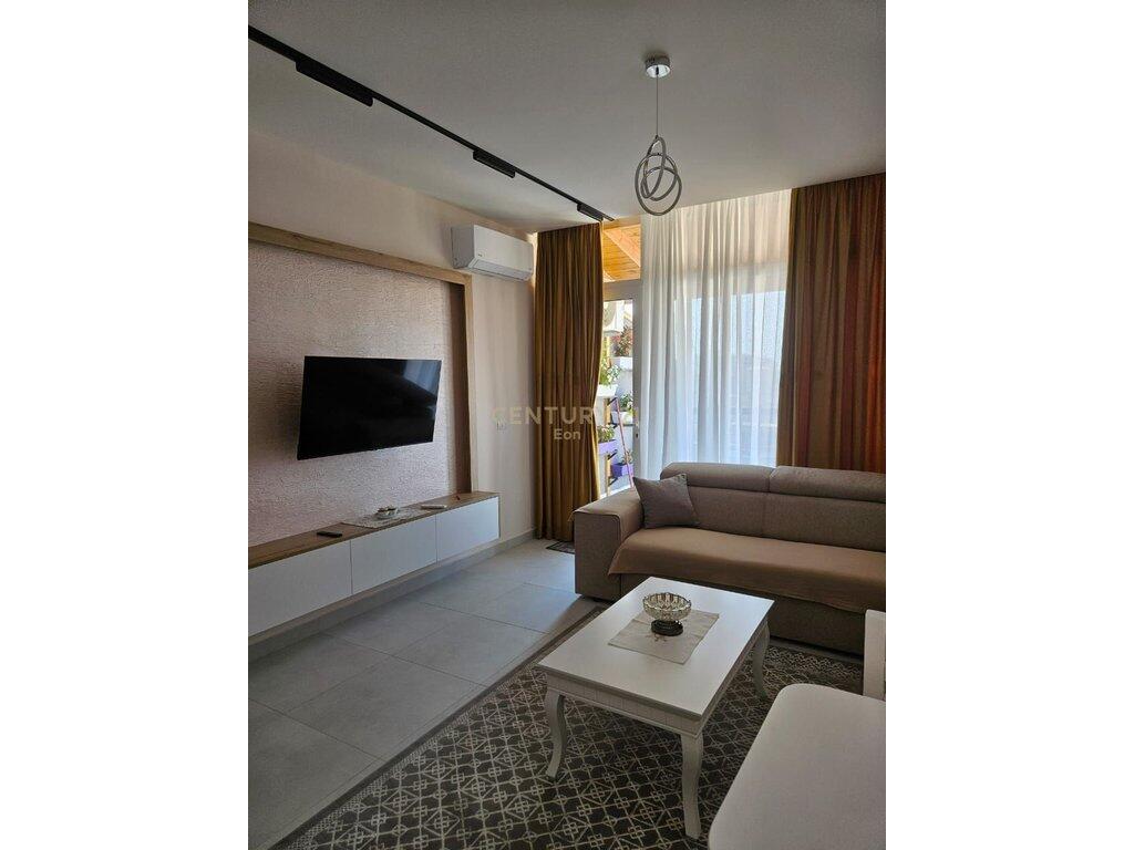 APARTMENT 1+1 FOR RENT NEAR THE POST OFFICE IN DURRES !