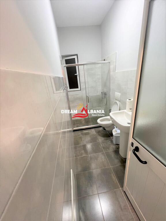 Jepet me qera ambient zyre 2+1 ne Myslym Shyri prane Ish Adidasit (ID 4261914)