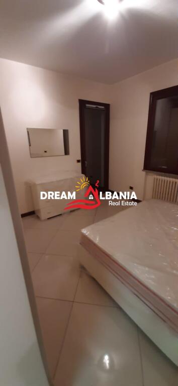 Apartment 1+1 with separate kitchen for rent in Kinostudio, near “Kopshtit Lala” (ID 42111417)
