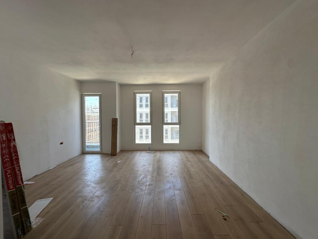 Appartamento 2+1 in vendita a Univers City per soli 800 euro/m².