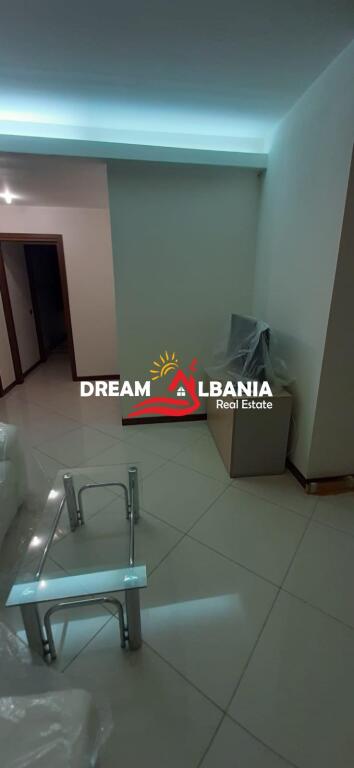 Apartment 1+1 with separate kitchen for rent in Kinostudio, near “Kopshtit Lala” (ID 42111417)