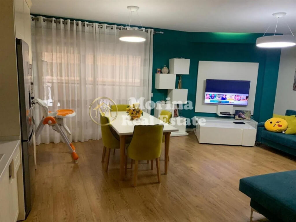 Affitto, Appartamento, 2+1 ,21 Dicembre, 800 euro/mese