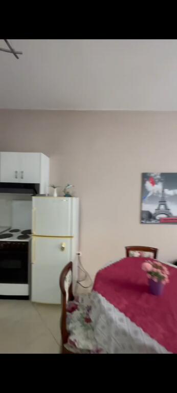 For rent 1+1 apartment at the "Golden Park" complex opposite the "Amerikan 3" hospital