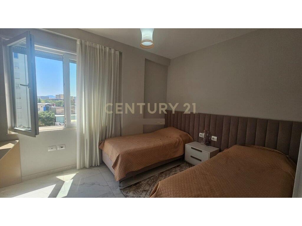 Apartment 2+1+2 for rent in Kinostudio