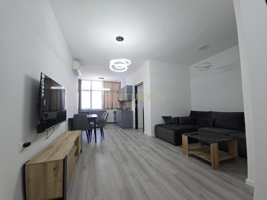 Apartment for rent 1+1, Zogu i Pare Boulevard