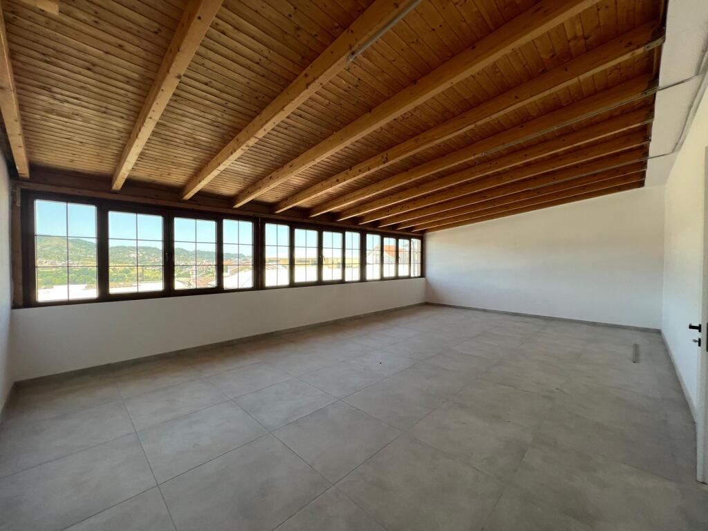 📣 BUSINESS SPACE FOR RENT For Office 📍 Sauk 🛣️ "Elbasani" Street  💶 Price 1,500 Euro Net