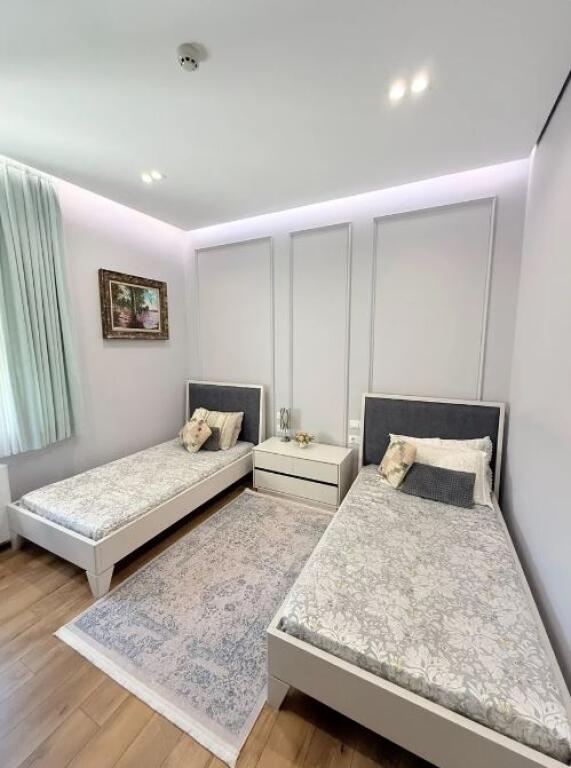 📌 Nje Mundesi e Rralle, Penthouse Luksoz për Shitje – Kopshti Botanik