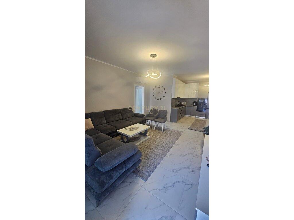 Apartment 2+1+2 for rent in Kinostudio