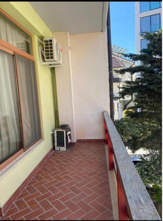 Jepet me qira Aprtament 2+1+GARAZH ne GOLEM 550 euro